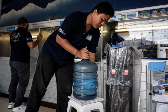 antarafoto-kemendag-wajibkan-usaha-depot-air-minum-miliki-nib-1787219394