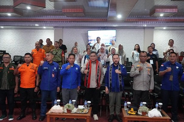 Antisipasi Gempa dan Tsunami, Bodewin Wattimena Perkuat Kesiapan Warga Ambon