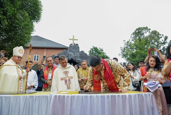 Bobby Nasution Ajak Rumah Ibadah Jadi Benteng Generasi Muda dari Narkoba