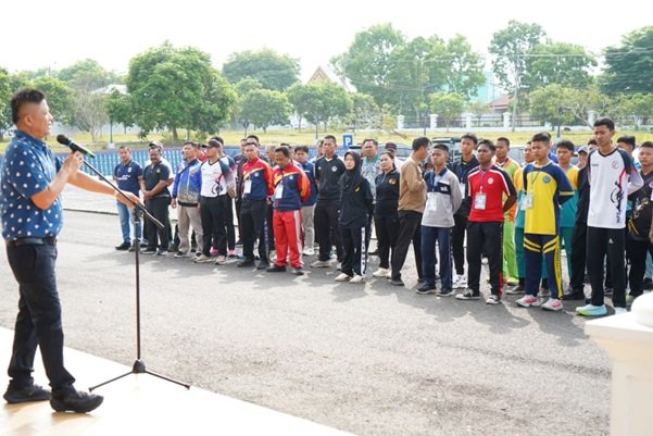 Bupati Lanosin Lepas 134 Atlet OKU Timur ke POPDA Sumsel 2026, Targetkan Prestasi Terbaik