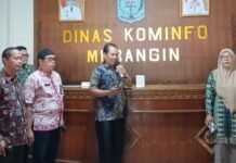 Tinggalkan Cara Manual, Kominfo Merangin Hadirkan Buku Tamu Berbasis Barcode