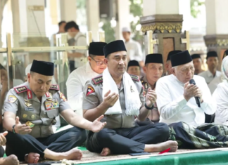 Kapolri Ziarah ke Makam Gus Dur, Polri Perkuat Komitmen Jaga Toleransi