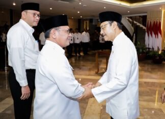 Lantik Hasan Chabibie Jadi Sekjen Kemensos, Gus Ipul Tekankan Integritas dan Perubahan Nyata dalam Pelayanan Publik