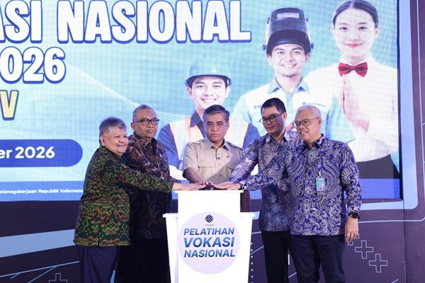 Menaker Yassierli Jangan Berhenti pada Sertifikat, Bangun Portofolio dan Keahlian