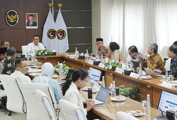 Pemerintah Matangkan Skema Pendidikan Gratis dalam Tiga Klaster, Pesantren Jadi Perhatian