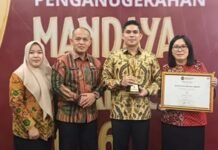 Plt. Bupati Bawa Rejang Lebong Raih Penghargaan Nasional Pengentasan Kemiskinan