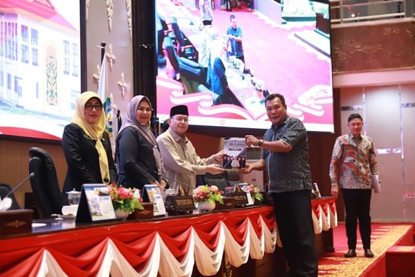 Seluruh Fraksi Sepakat, Pemprov Kepri Siapkan Pengelolaan Aset Lebih Produktif