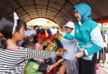 TP-PKK Babel Salurkan 70 Paket Bantuan, Dampingi Warga Korban Kebakaran